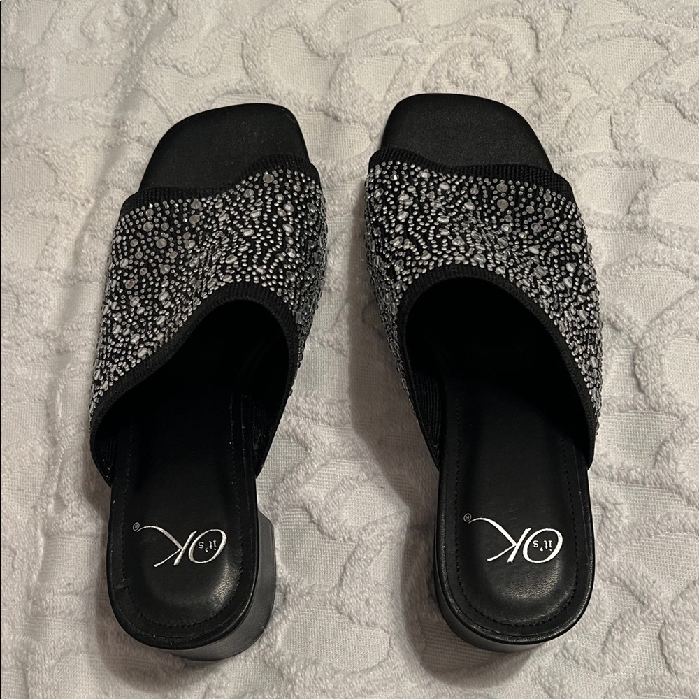 Elegant Black and Silver Women's Slide Sandals